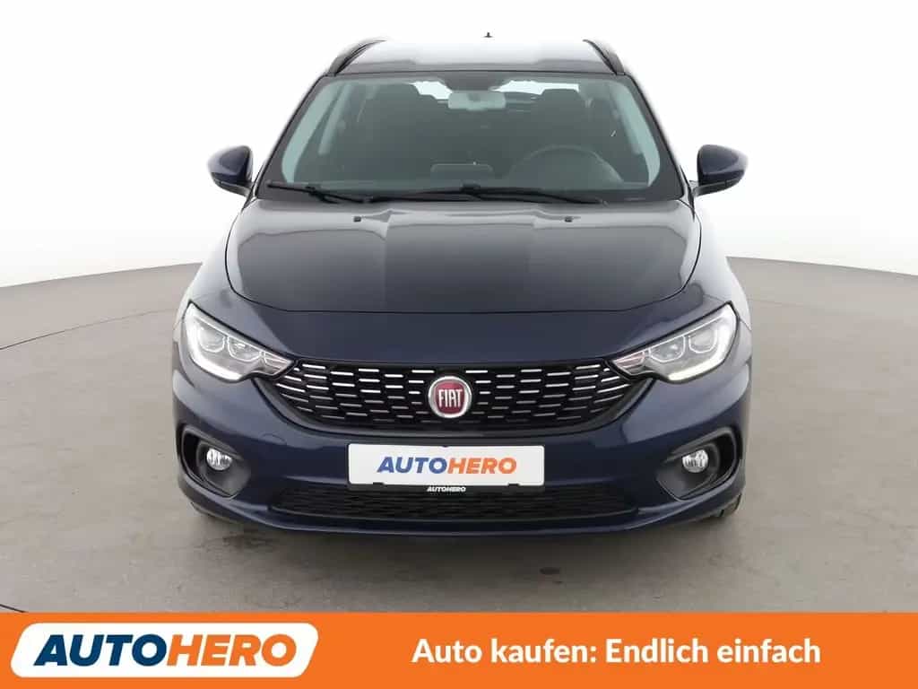 Fiat Tipo 1.4 Turbo Lounge *NAVI*TEMPO*CAM*PDC*SHZ* 04/2017-photo-8