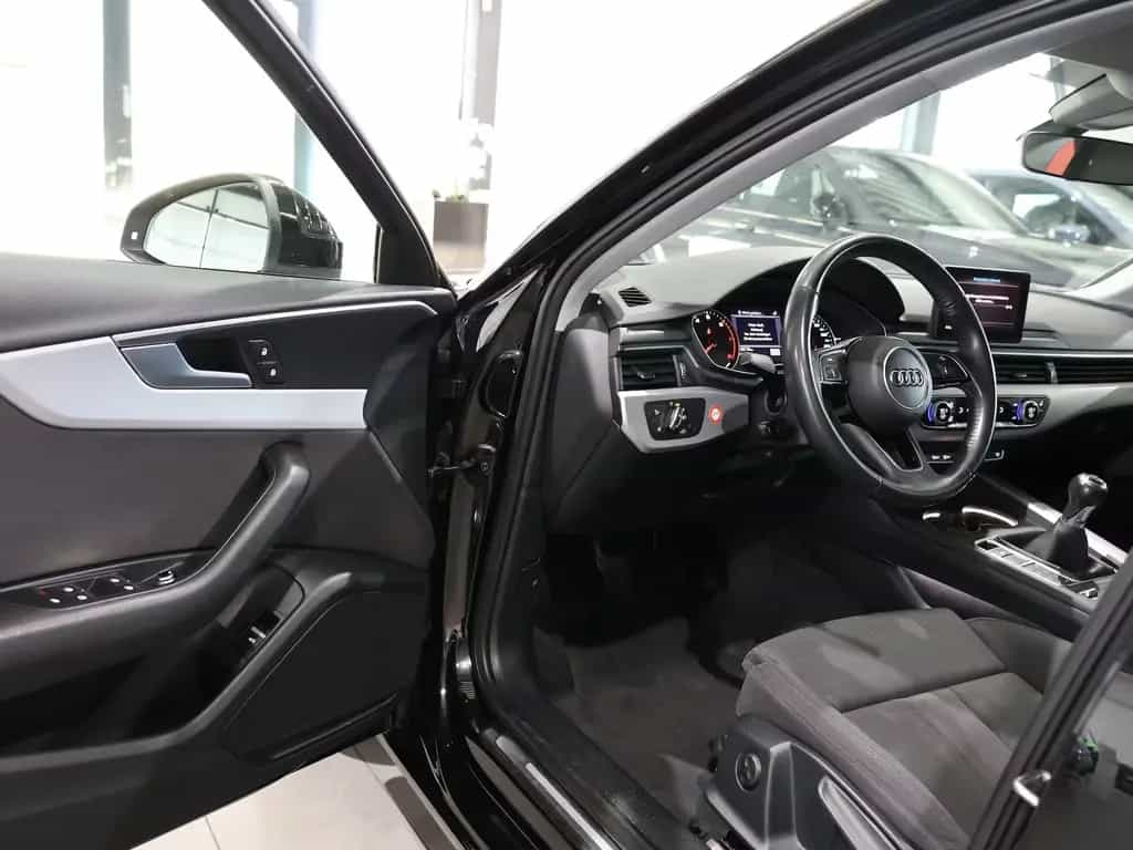 Audi A4 Avant 35 TFSI SPORT / 1.HAND / LED / NAVI+ 09/2019-photo-10