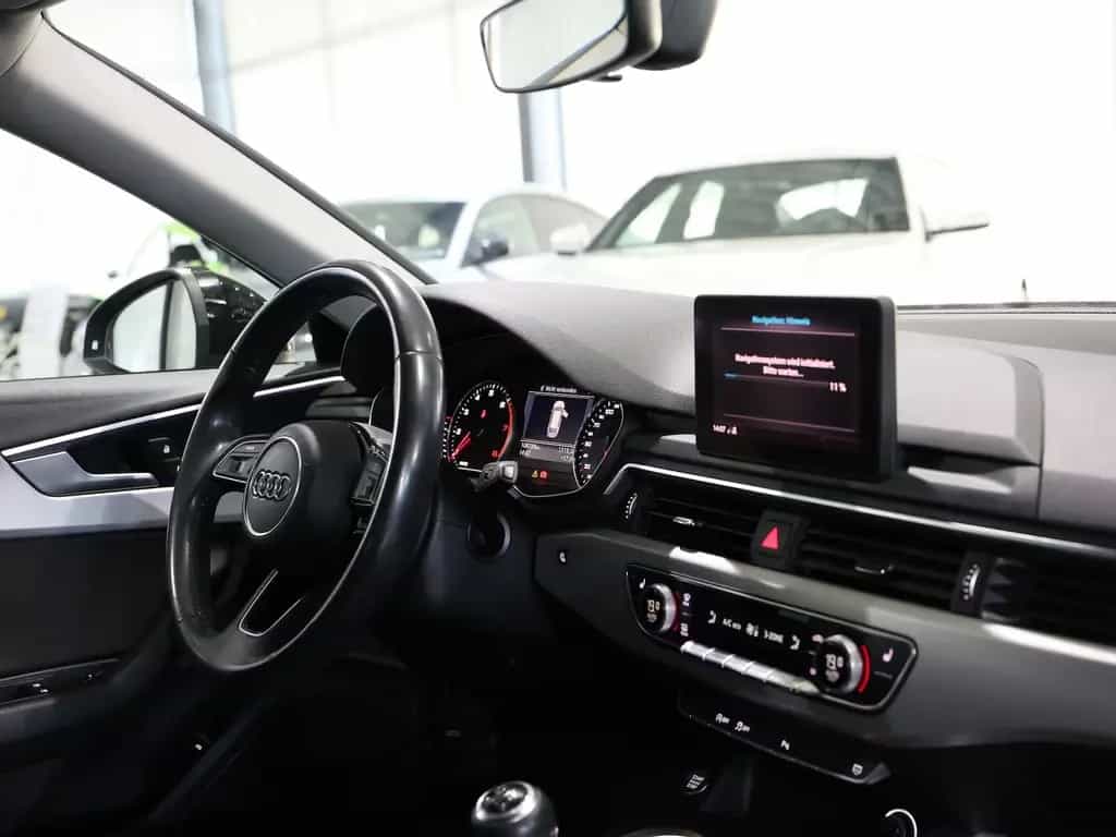 Audi A4 Avant 35 TFSI SPORT / 1.HAND / LED / NAVI+ 09/2019-photo-18