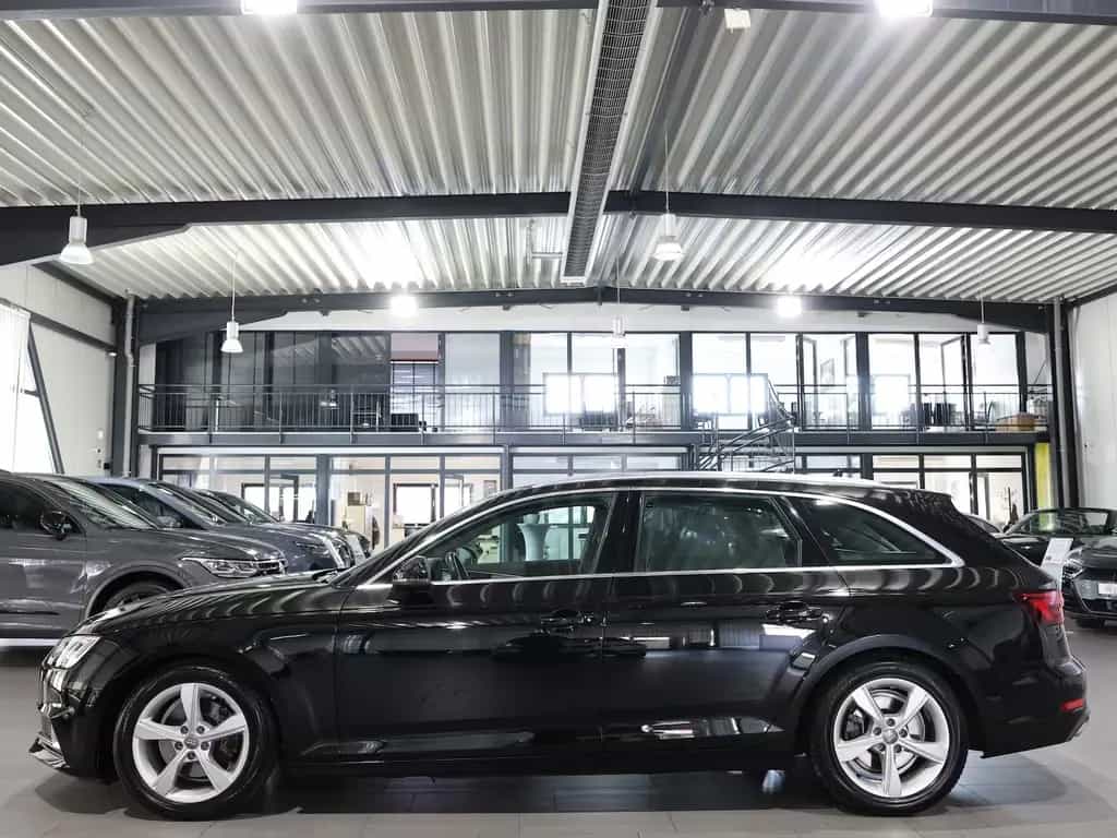 Audi A4 Avant 35 TFSI SPORT / 1.HAND / LED / NAVI+ 09/2019-photo-6