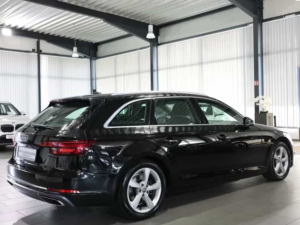 Audi A4 Avant 35 TFSI SPORT / 1.HAND / LED / NAVI+ 09/2019-photo-8