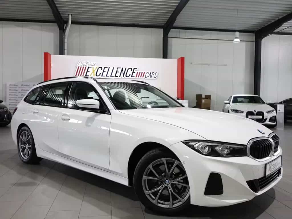 BMW 320 d Touring SPORT / CURVED+HEAD-UP / PANORAMA 02/2023-photo-0