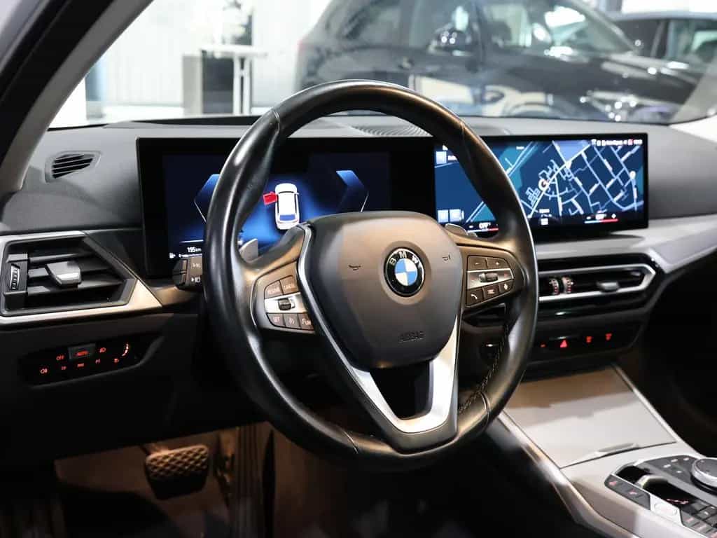 BMW 320 d Touring SPORT / CURVED+HEAD-UP / PANORAMA 02/2023-photo-13