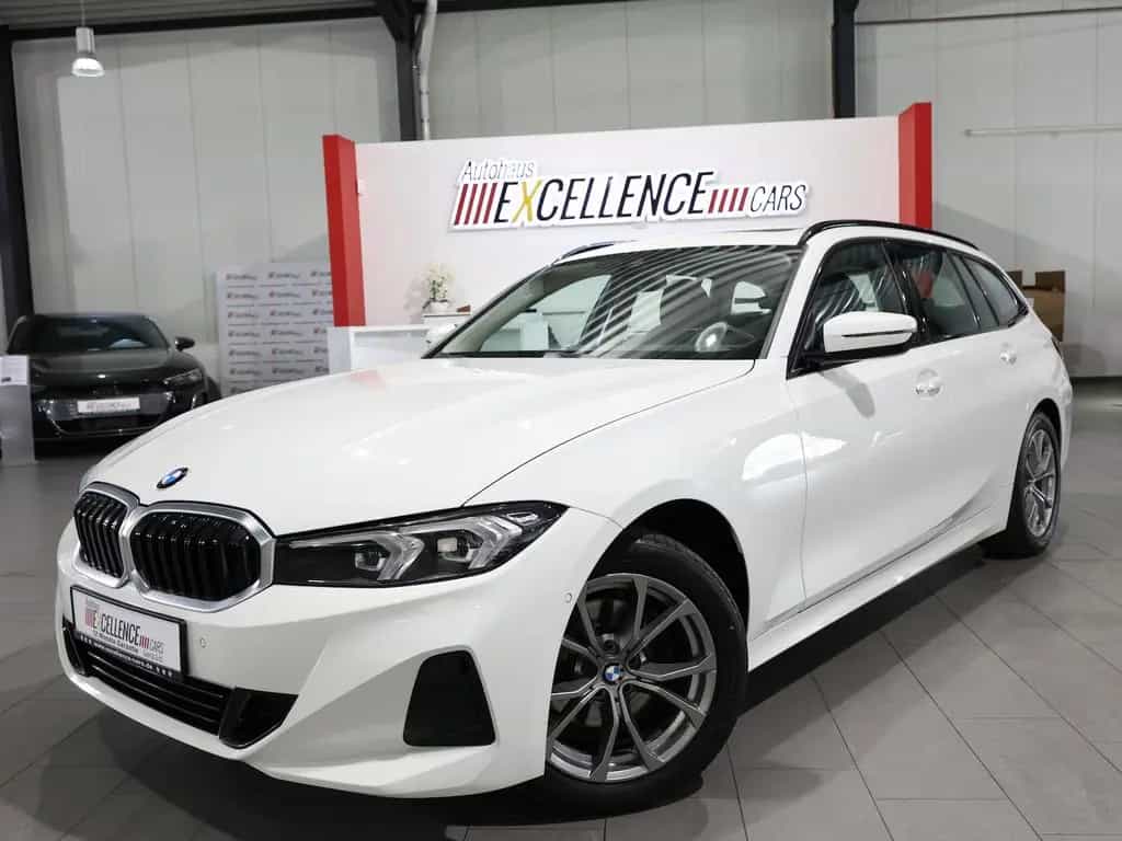 BMW 320 d Touring SPORT / CURVED+HEAD-UP / PANORAMA 02/2023-photo-3