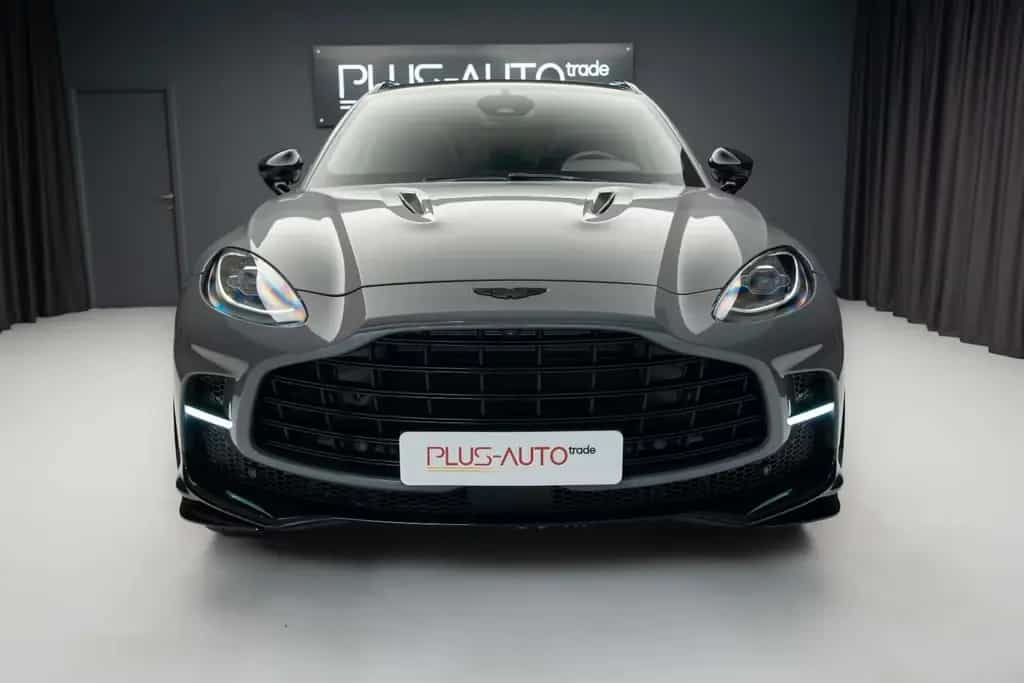 Aston Martin DBX 12/2025-photo-1