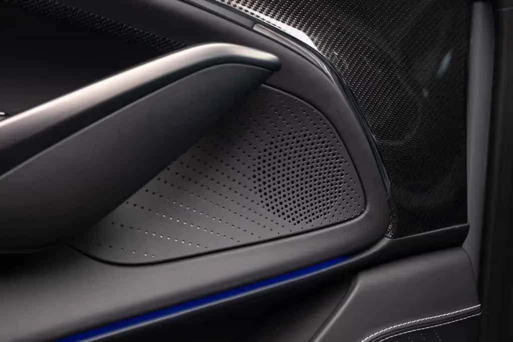Aston Martin DBX 12/2025-photo-34