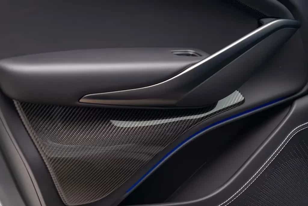 Aston Martin DBX 12/2025-photo-43