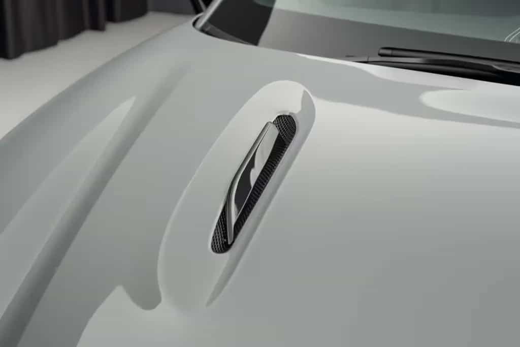 Aston Martin DBX 12/2025-photo-5