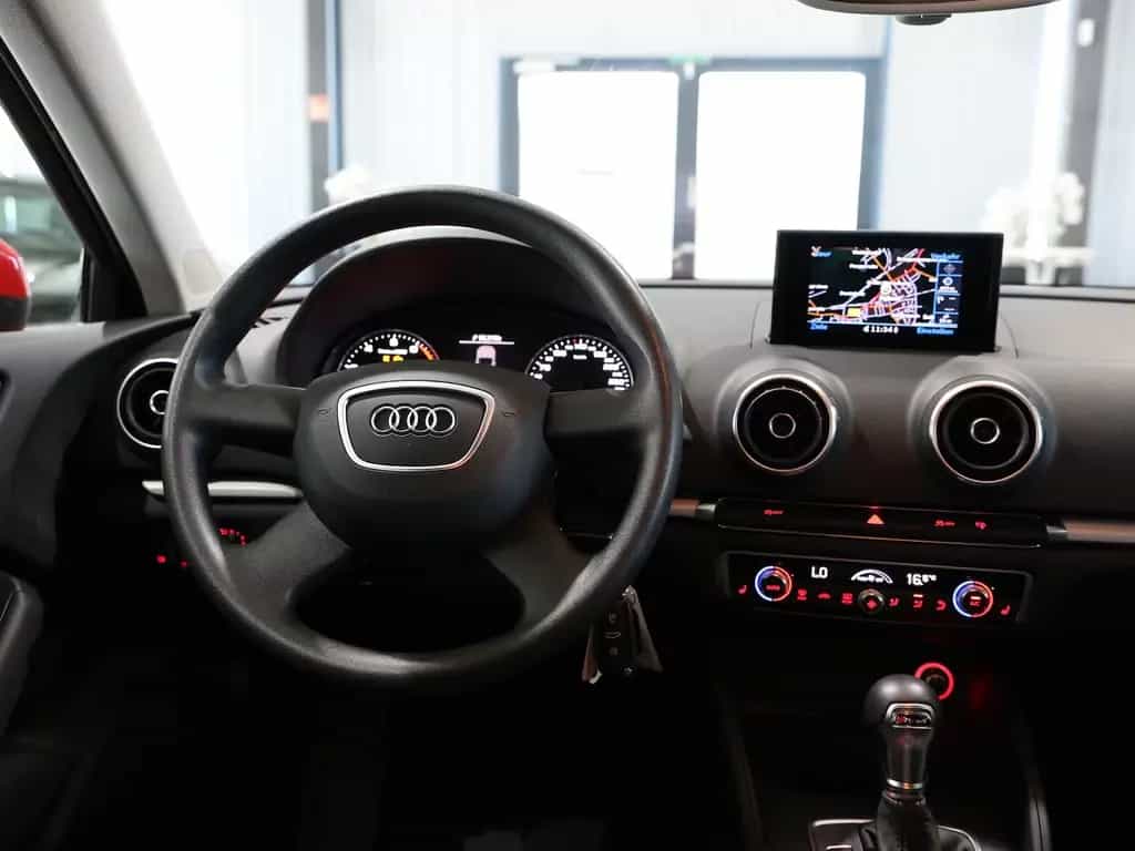 Audi A3 SPORTBACK 1.4 TSI Attraction S-TRONIC 1.HAND 06/2014-photo-17