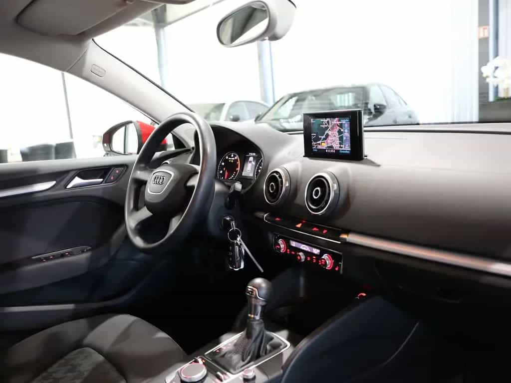 Audi A3 SPORTBACK 1.4 TSI Attraction S-TRONIC 1.HAND 06/2014-photo-21