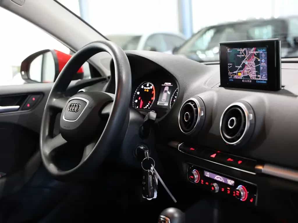 Audi A3 SPORTBACK 1.4 TSI Attraction S-TRONIC 1.HAND 06/2014-photo-22
