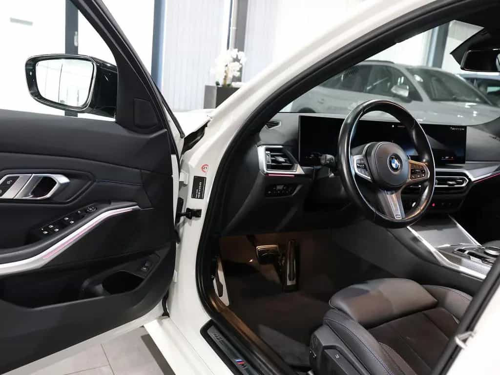 BMW 320 d Touring M-SPORTPAKET SHADOW / CURVED 08/2023-photo-11