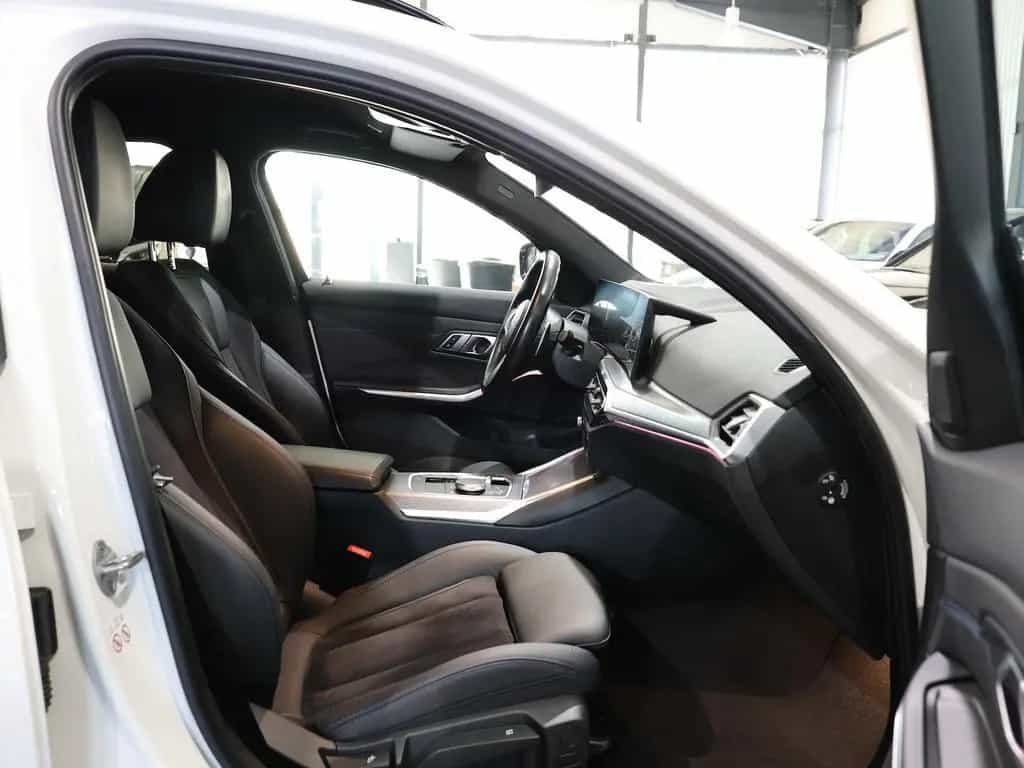 BMW 320 d Touring M-SPORTPAKET SHADOW / CURVED 08/2023-photo-19