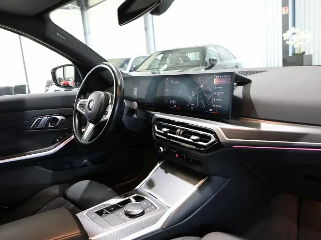 BMW 320 d Touring M-SPORTPAKET SHADOW / CURVED 08/2023-photo-20