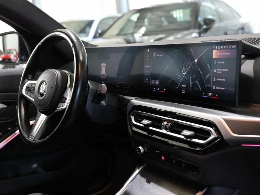 BMW 320 d Touring M-SPORTPAKET SHADOW / CURVED 08/2023-photo-21