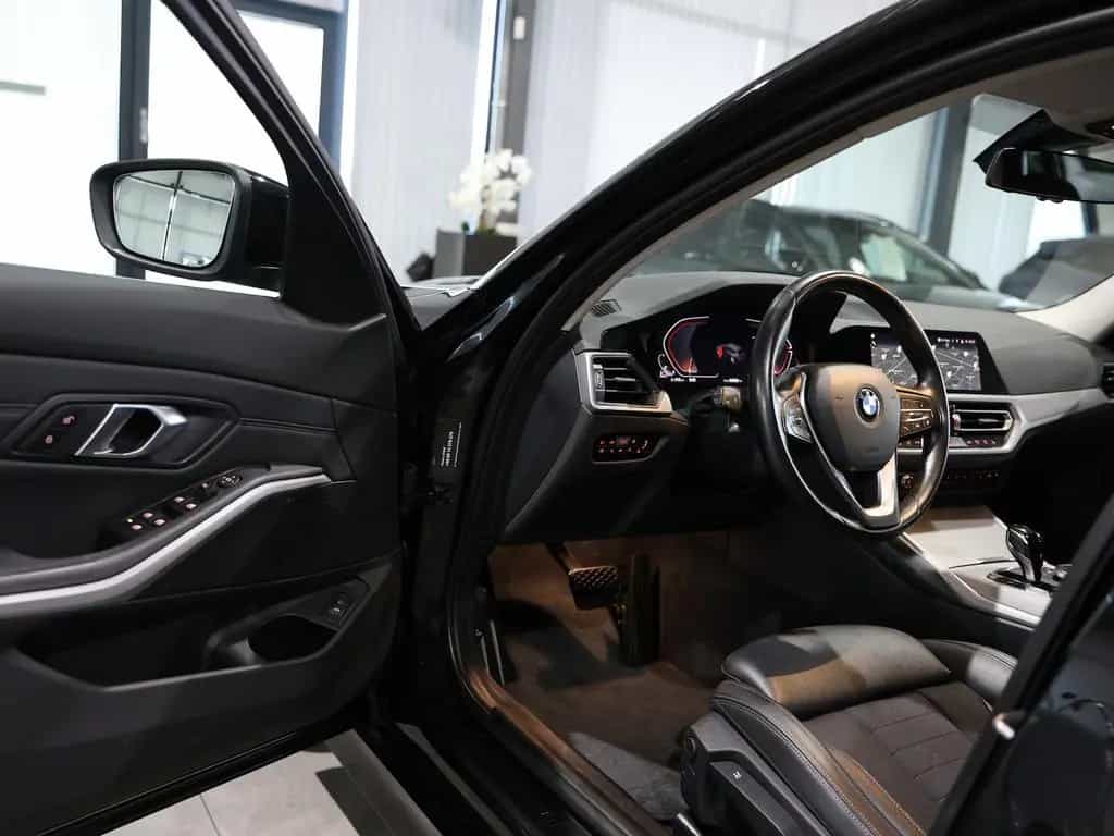 BMW 320 d Touring ADVANTAGE / LASER, LEDER, APPLE 03/2022-photo-11