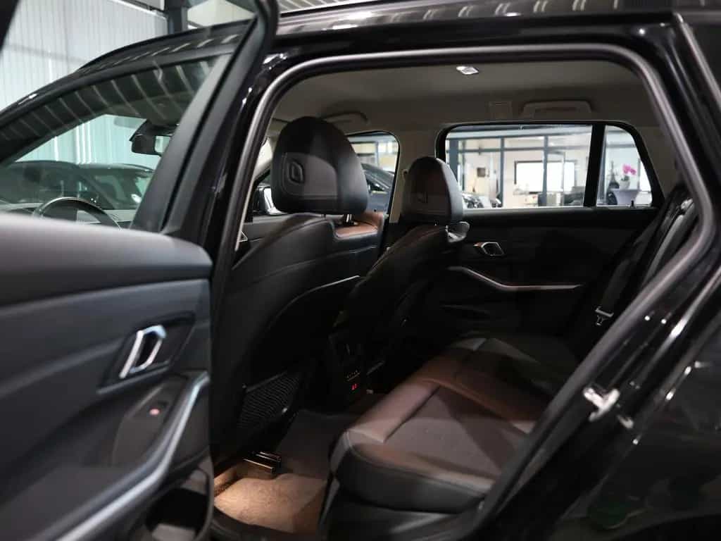 BMW 320 d Touring ADVANTAGE / LASER, LEDER, APPLE 03/2022-photo-16