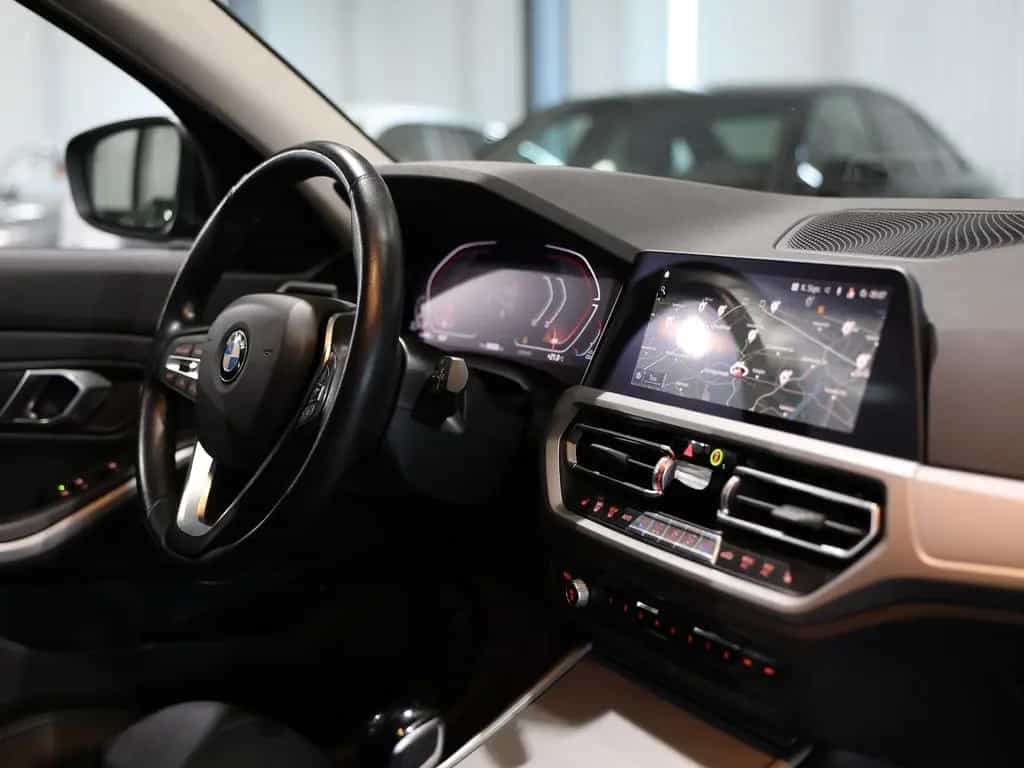 BMW 320 d Touring ADVANTAGE / LASER, LEDER, APPLE 03/2022-photo-22