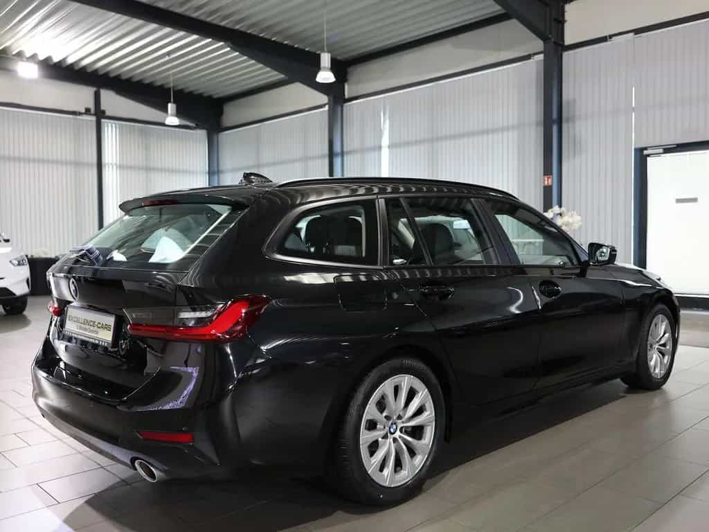 BMW 320 d Touring ADVANTAGE / LASER, LEDER, APPLE 03/2022-photo-9