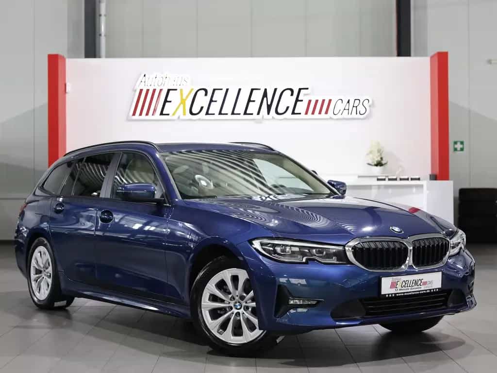 BMW 320 d Touring SPORT BLUE & BEIGE / PANORAMA, LED 02/2022-photo-0