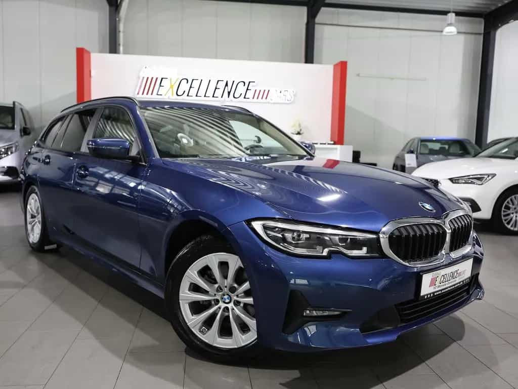 BMW 320 d Touring SPORT BLUE & BEIGE / PANORAMA, LED 02/2022-photo-1