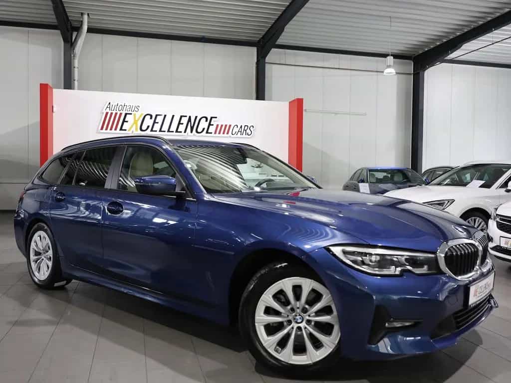 BMW 320 d Touring SPORT BLUE & BEIGE / PANORAMA, LED 02/2022-photo-2