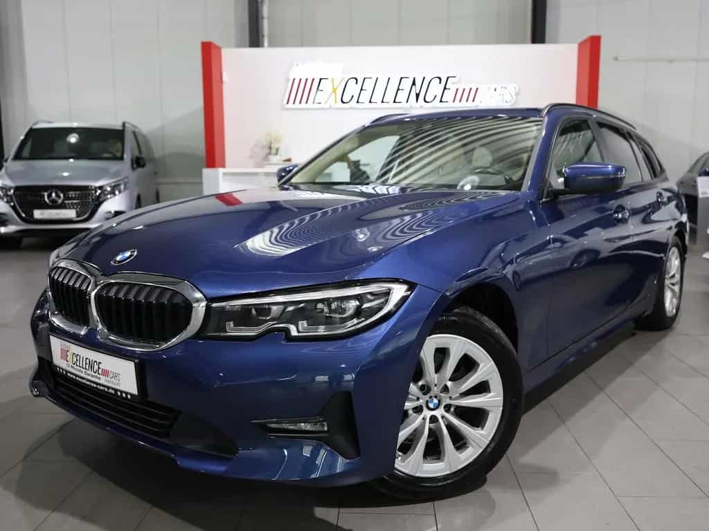 BMW 320 d Touring SPORT BLUE & BEIGE / PANORAMA, LED 02/2022-photo-3