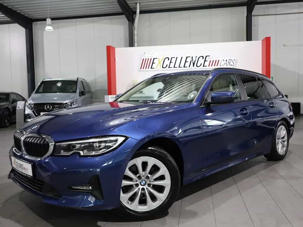 BMW 320 d Touring SPORT BLUE & BEIGE / PANORAMA, LED 02/2022-photo-4
