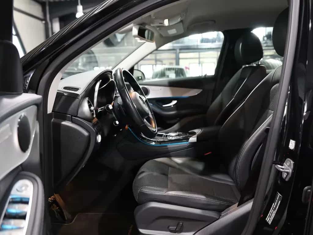 Mercedes-Benz GLC 250 4M LUXURY / LEDER / NAVI+KAMERA / NOTRUF 11/2018-photo-12