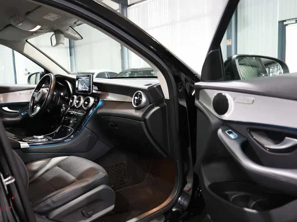 Mercedes-Benz GLC 250 4M LUXURY / LEDER / NAVI+KAMERA / NOTRUF 11/2018-photo-19