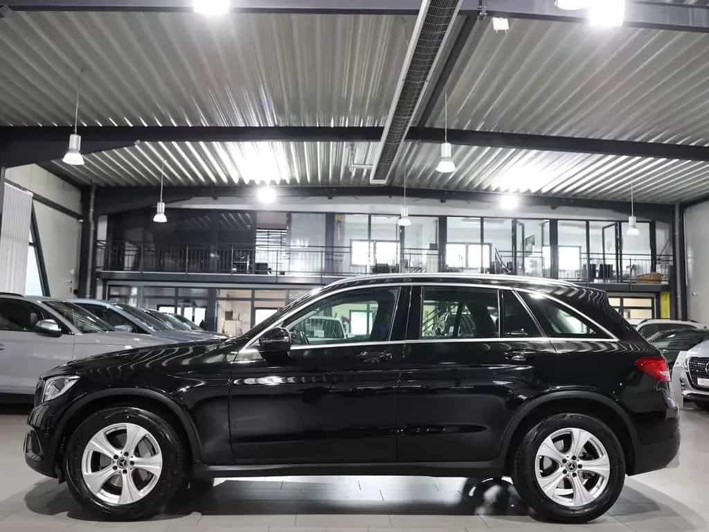 Mercedes-Benz GLC 250 4M LUXURY / LEDER / NAVI+KAMERA / NOTRUF 11/2018-photo-6