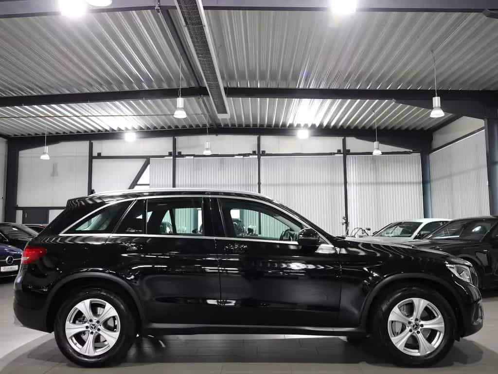 Mercedes-Benz GLC 250 4M LUXURY / LEDER / NAVI+KAMERA / NOTRUF 11/2018-photo-7
