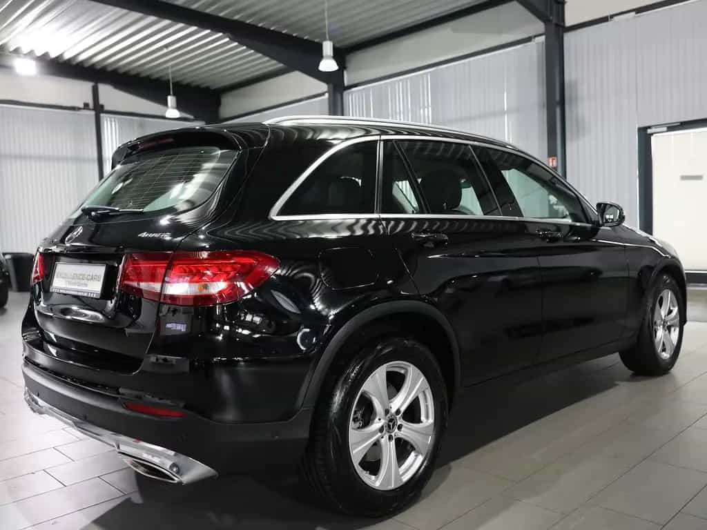 Mercedes-Benz GLC 250 4M LUXURY / LEDER / NAVI+KAMERA / NOTRUF 11/2018-photo-9