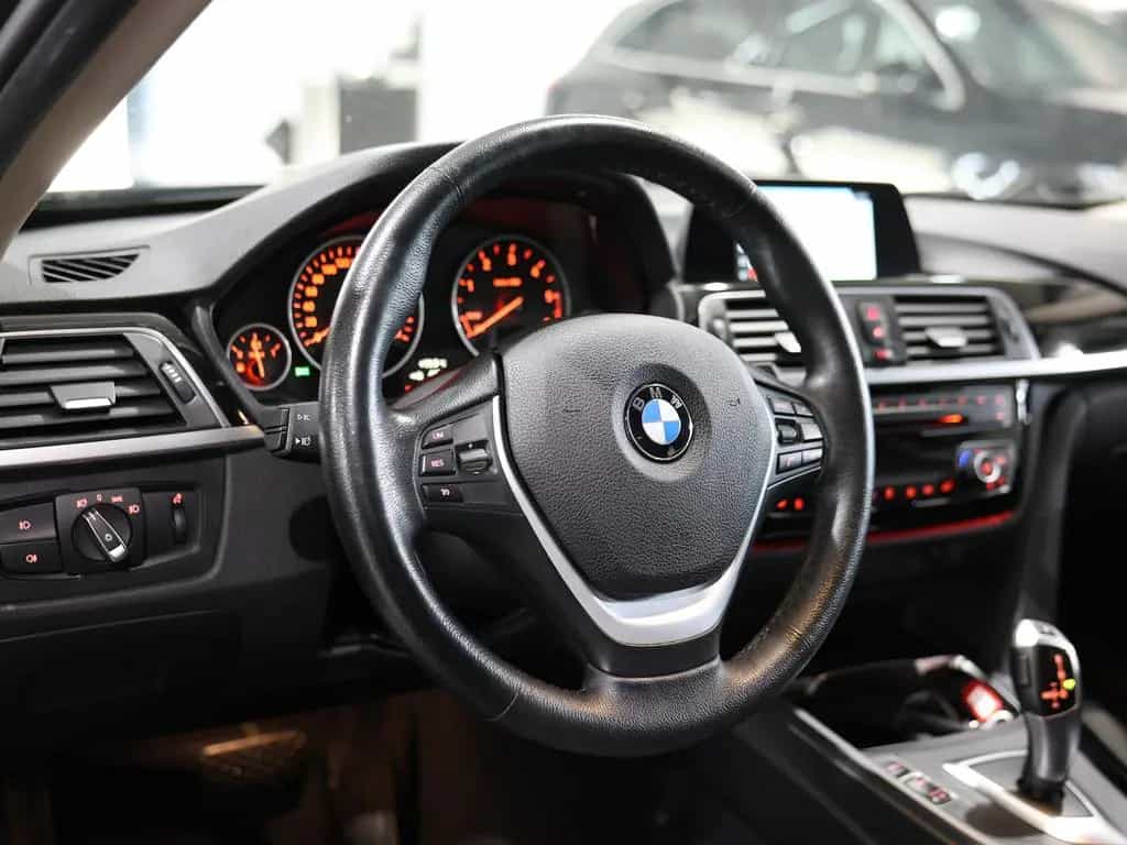BMW 320 d Touring Advantage BUSINESS 1.HAND / LED 06/2019-photo-13