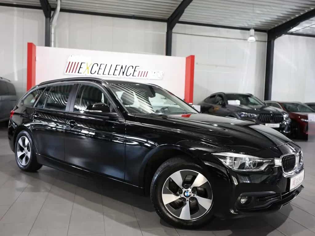 BMW 320 d Touring Advantage BUSINESS 1.HAND / LED 06/2019-photo-2