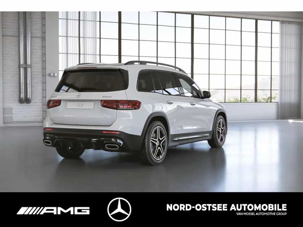 Mercedes-Benz GLB 250 4M AMG PANO 360 BURMESTER NIGHT LED SHZ 02/2020-photo-1