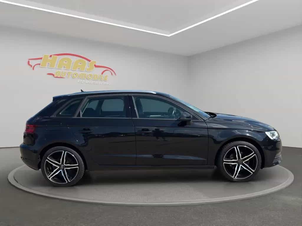 Audi A3 Sportback attraction *Bi-Xenon*Navi*Tempomat* 01/2014-photo-4