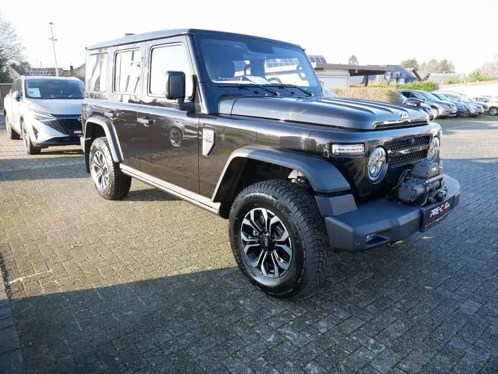 BAW 212 4 x4 Diesel Automatik GSD Metallic ALU null-photo-13