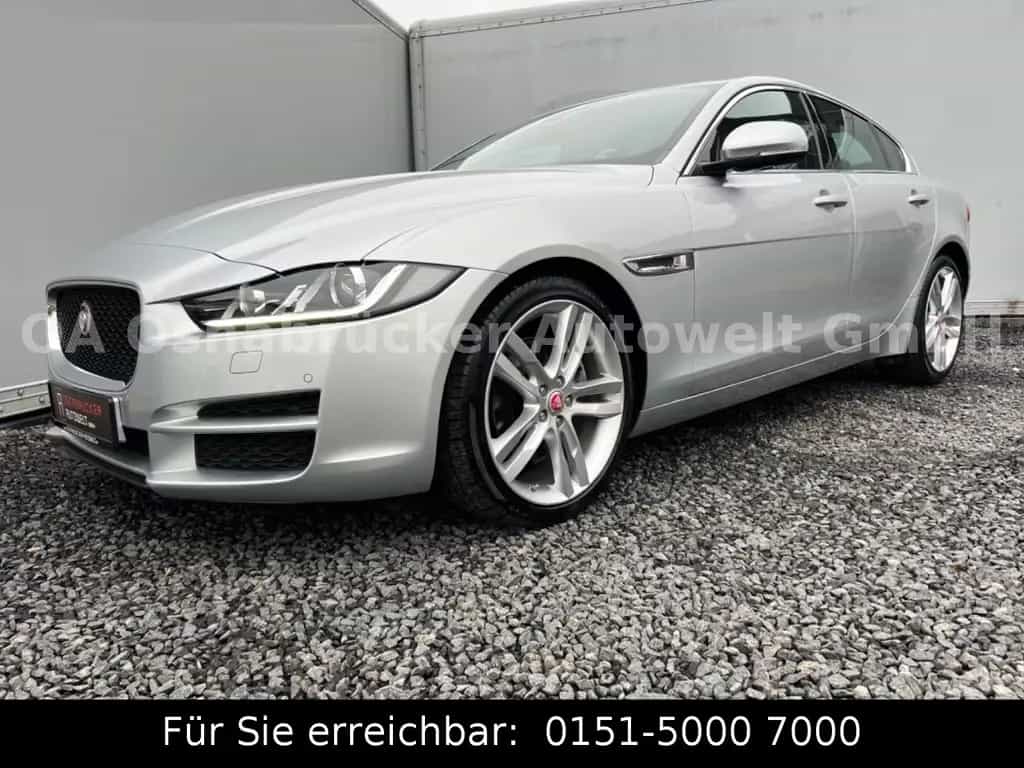 Jaguar XE Prestige*20d*180PS*Automatik*Kamera*Memory*BT 05/2016-photo-0