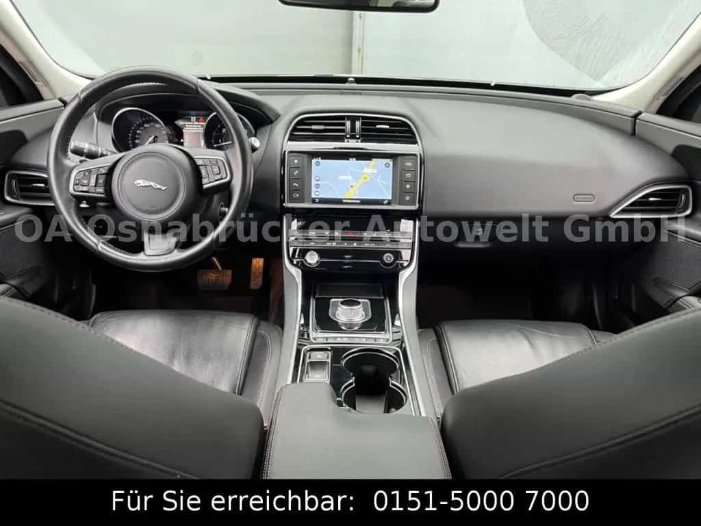 Jaguar XE Prestige*20d*180PS*Automatik*Kamera*Memory*BT 05/2016-photo-11