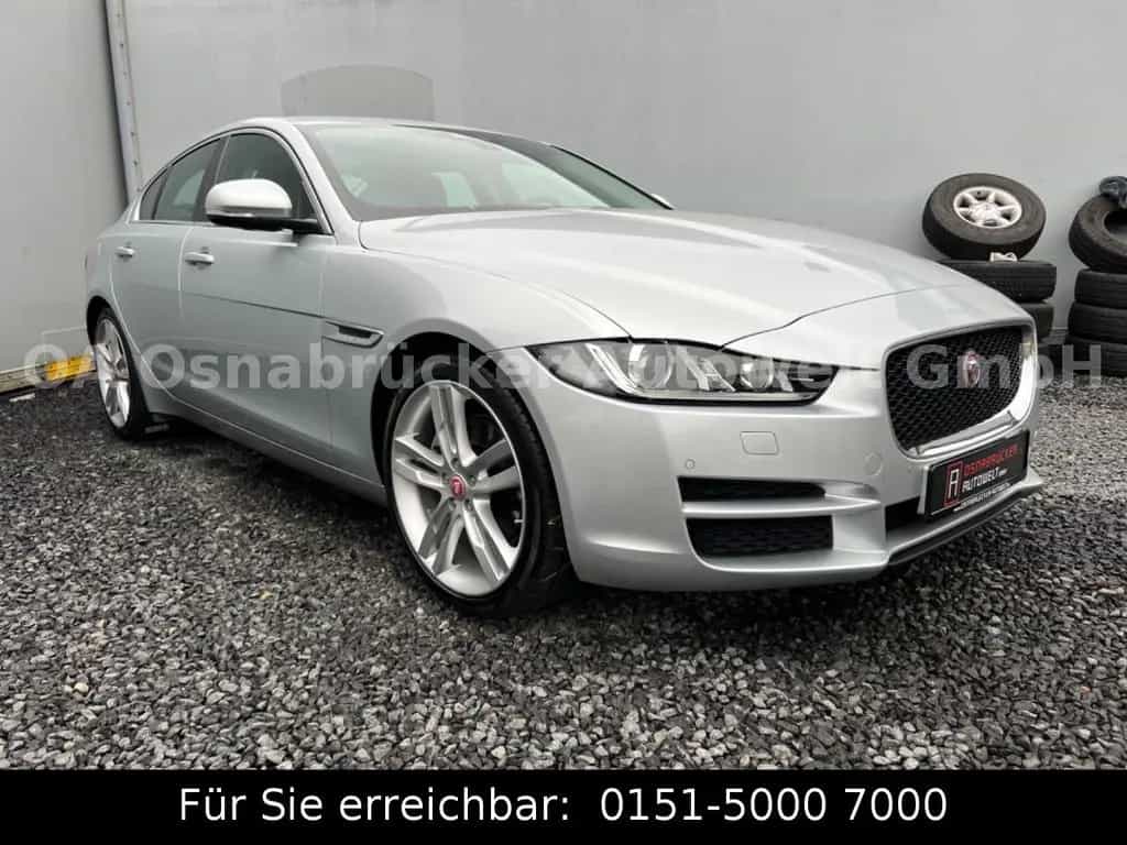 Jaguar XE Prestige*20d*180PS*Automatik*Kamera*Memory*BT 05/2016-photo-14