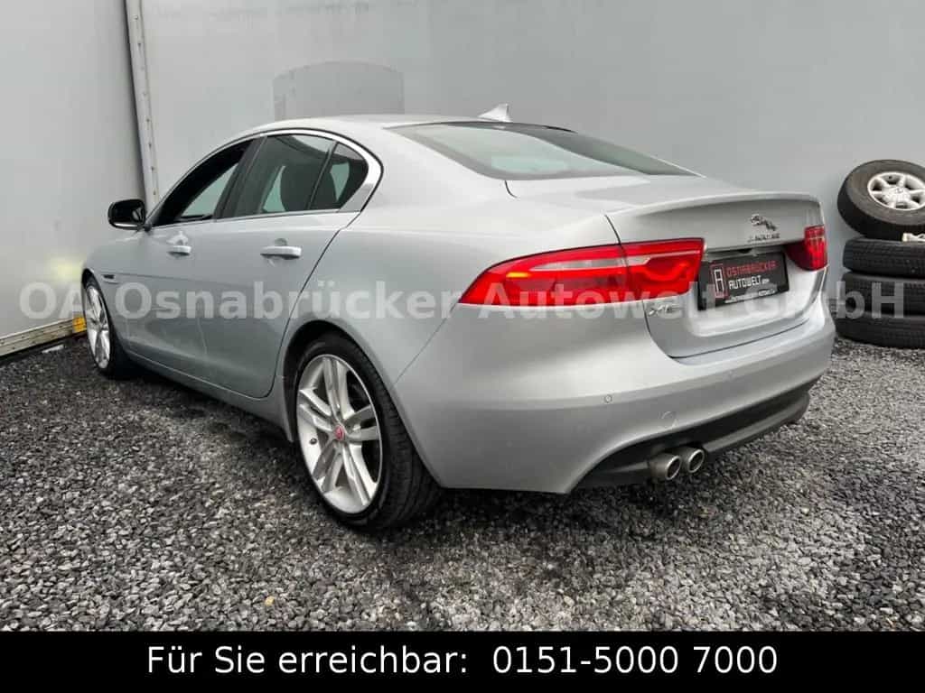 Jaguar XE Prestige*20d*180PS*Automatik*Kamera*Memory*BT 05/2016-photo-3