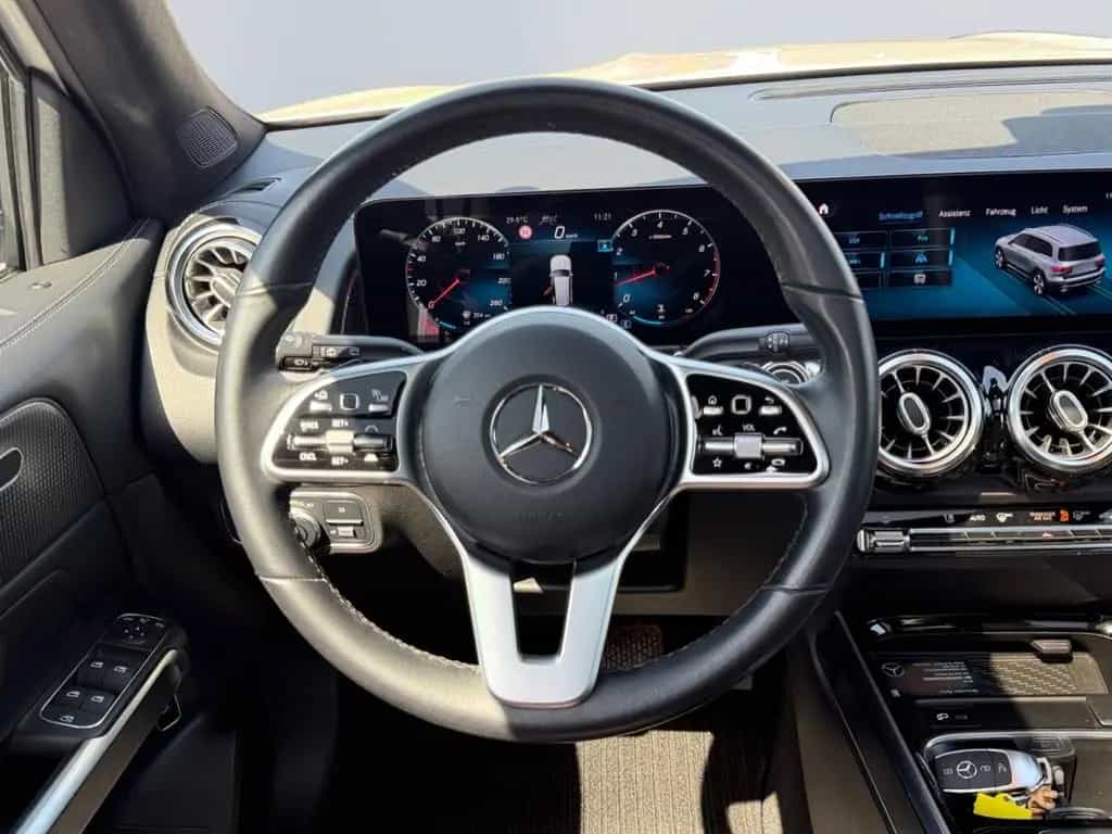 Mercedes-Benz GLB 250 4Matic Distr*Leder*AHK*PANO*360°Keyless 02/2021-photo-12