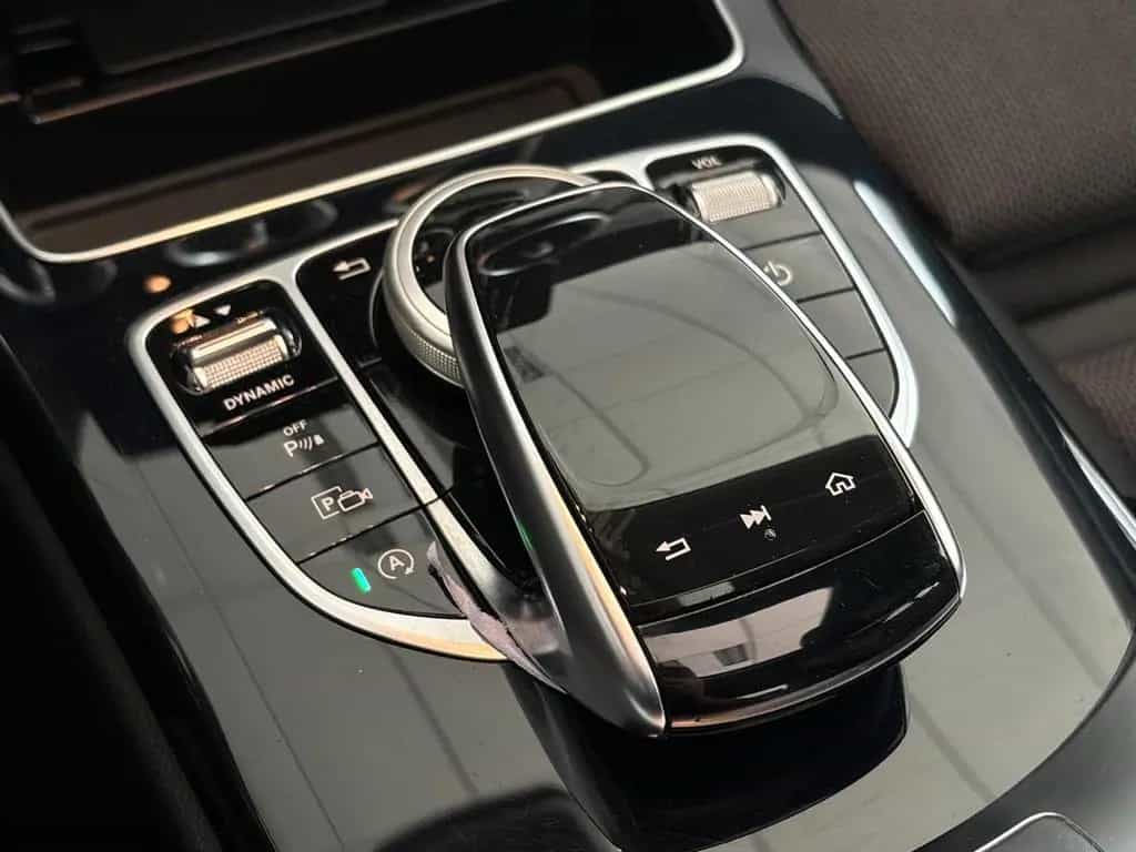 Mercedes-Benz C 220 D AMBIENTE NAVI CARPLAY KAM SCHIEBEDACH 05/2020-photo-25