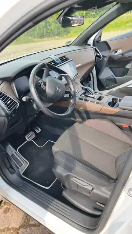 DS Automobiles DS7 (Crossback) DS7 Crossback GT Sport 225PS Kamera Perlmuttweiß 10/2018-photo-16