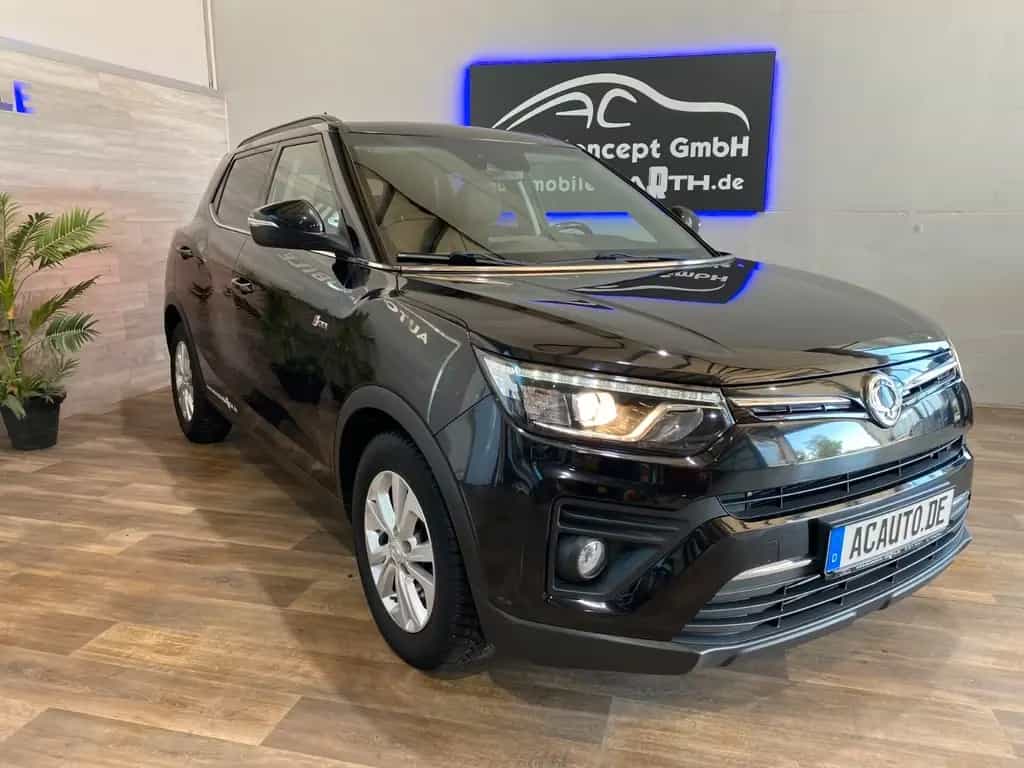 Ssangyong Tivoli 1.5 T-GDi 2WD AT+SZH+SPUR+RFK+NAVI 10/2019-photo-1