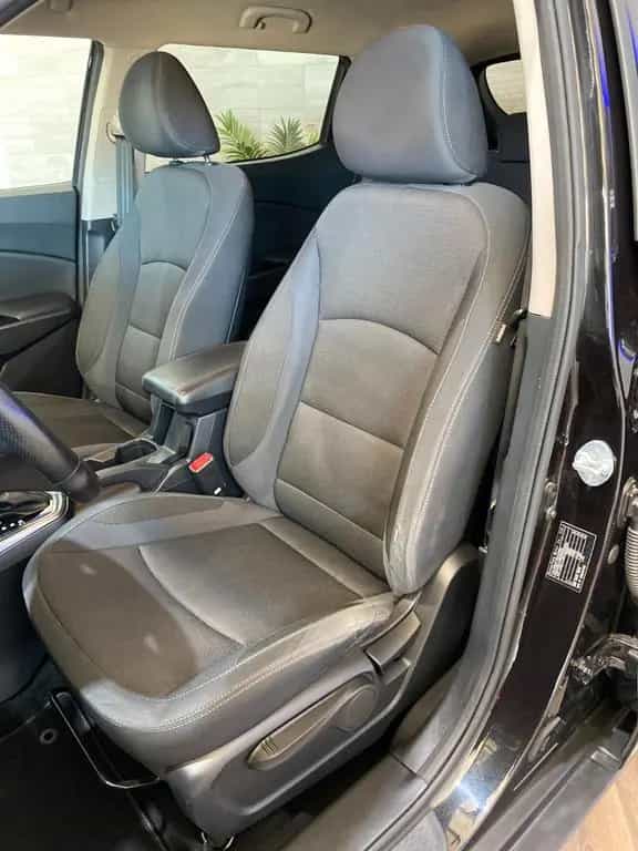Ssangyong Tivoli 1.5 T-GDi 2WD AT+SZH+SPUR+RFK+NAVI 10/2019-photo-15
