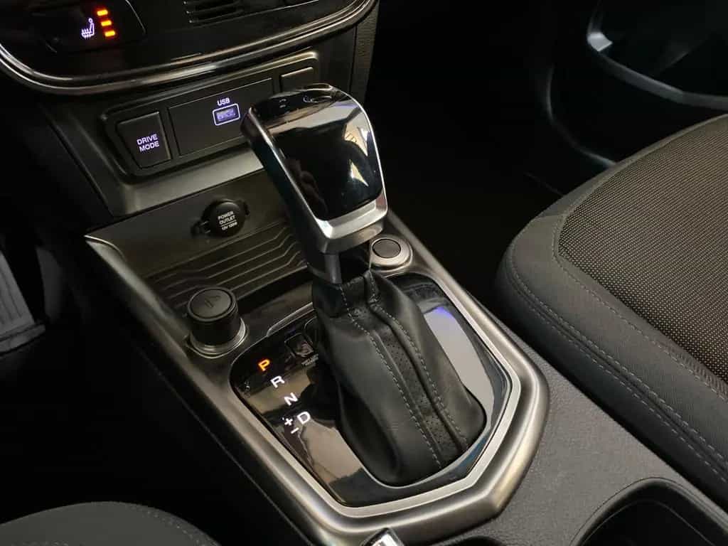 Ssangyong Tivoli 1.5 T-GDi 2WD AT+SZH+SPUR+RFK+NAVI 10/2019-photo-21