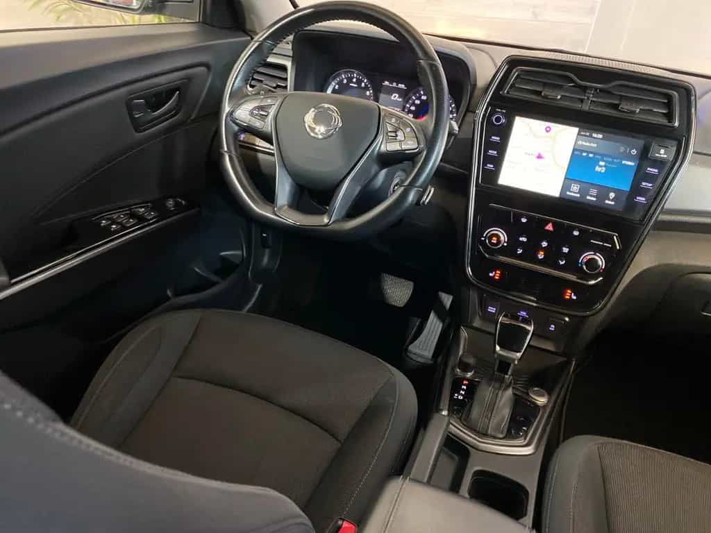 Ssangyong Tivoli 1.5 T-GDi 2WD AT+SZH+SPUR+RFK+NAVI 10/2019-photo-24