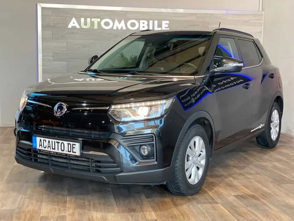 Ssangyong Tivoli 1.5 T-GDi 2WD AT+SZH+SPUR+RFK+NAVI 10/2019-photo-3